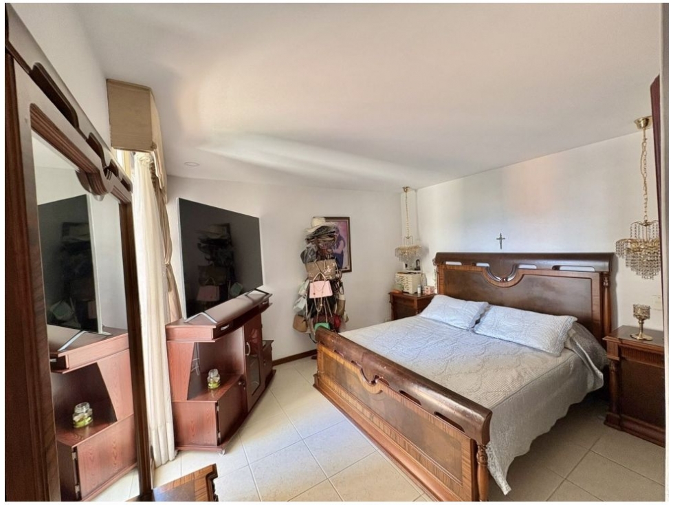 Apartamento en venta en El Poblado, Medellín · foto 4 de 11