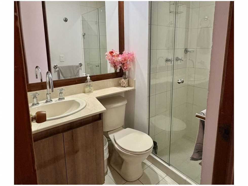 Apartamento en venta en El Poblado, Medellín · foto 9 de 11