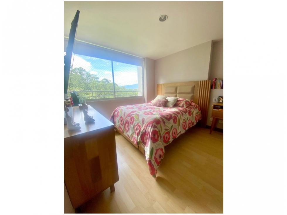 Apartamento en venta en El Poblado, Medellín · foto 10 de 10