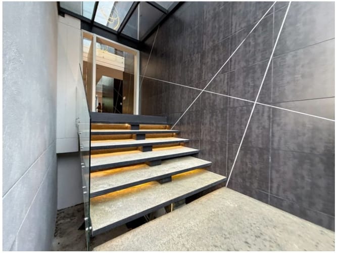 Casa de 4 alcobas en venta en El Poblado, Medellín, 630 m² · foto 3 de 24