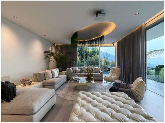 Casa de 4 alcobas en venta en El Poblado, Medellín, 630 m² · foto 4 de 24