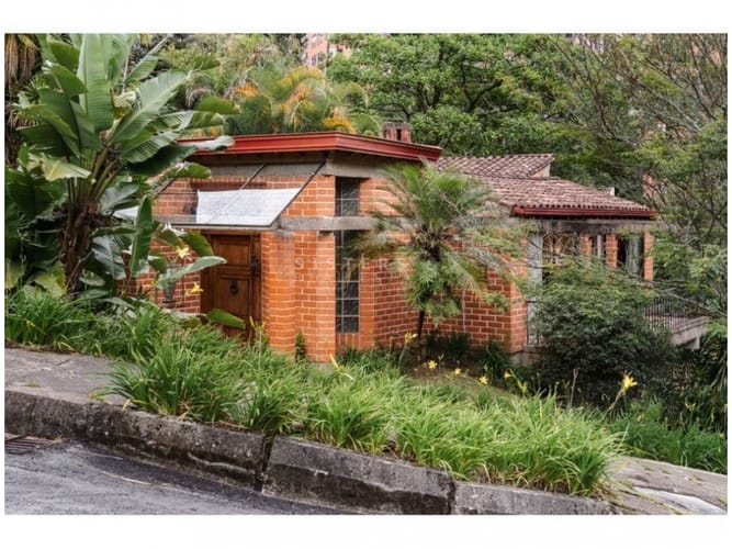 Casa de 4 alcobas en venta en El Poblado, Medellín, 253 m² · foto 7 de 24