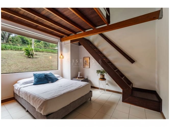 Casa de 4 alcobas en venta en El Poblado, Medellín, 253 m² · foto 21 de 24