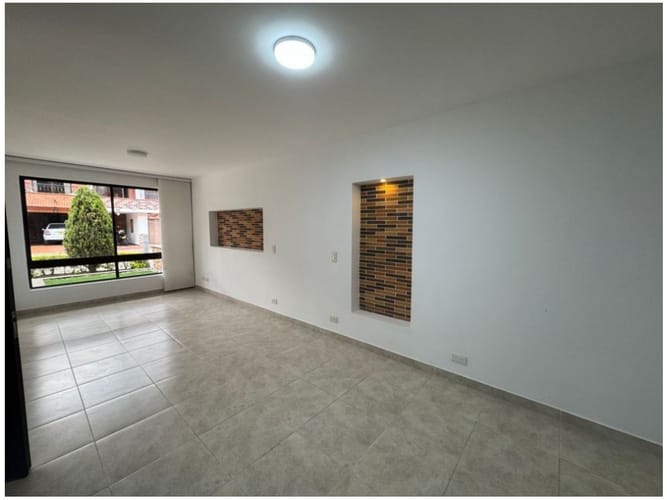 Casa de 3 alcobas en venta en Las Brisas, La Estrella, 170 m² · foto 5 de 24