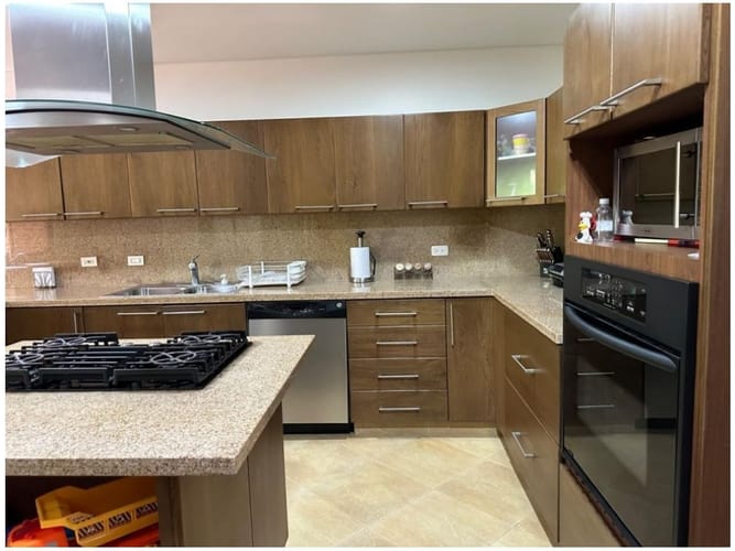 Casa de 4 alcobas en venta en Escobero, Envigado, 1752 m² · foto 6 de 15