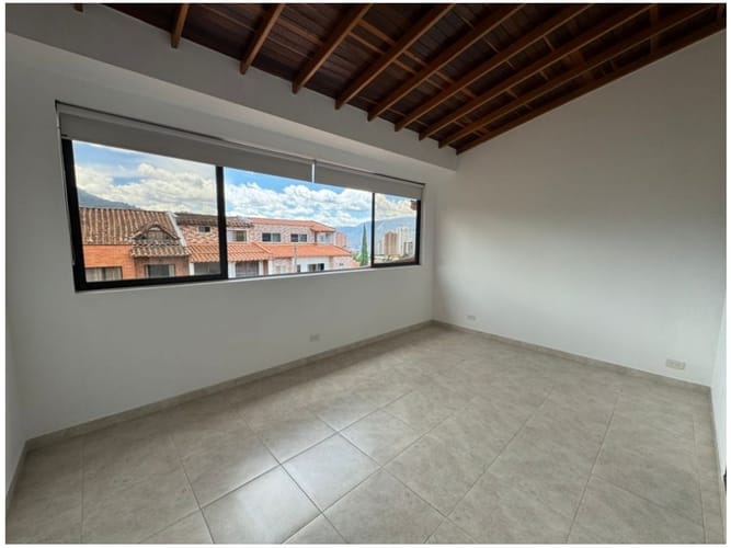 Casa de 3 alcobas en venta en Las Brisas, La Estrella, 170 m² · foto 15 de 24