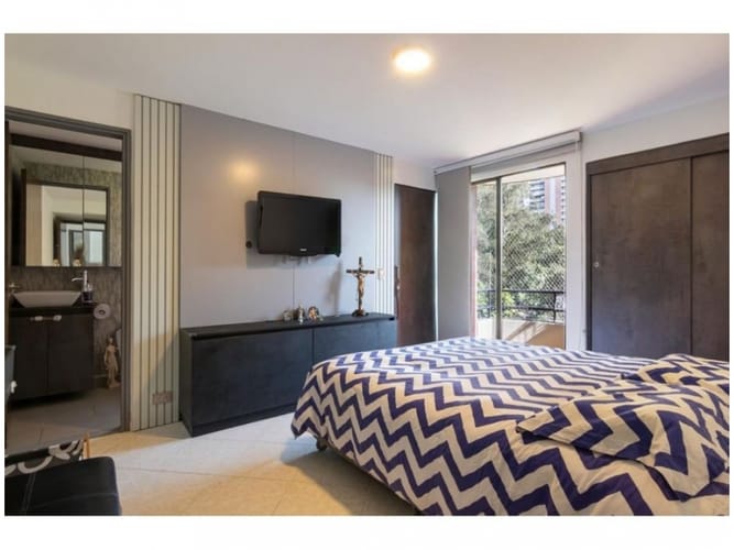 Apartamento de 4 alcobas en venta en Hsd. San Jose, Envigado, 140 m² · foto 11 de 12