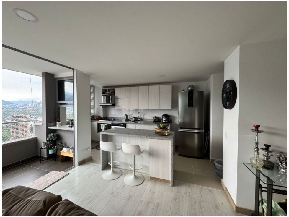 Apartamento en venta en Suramérica, Itagüí · foto 3 de 21