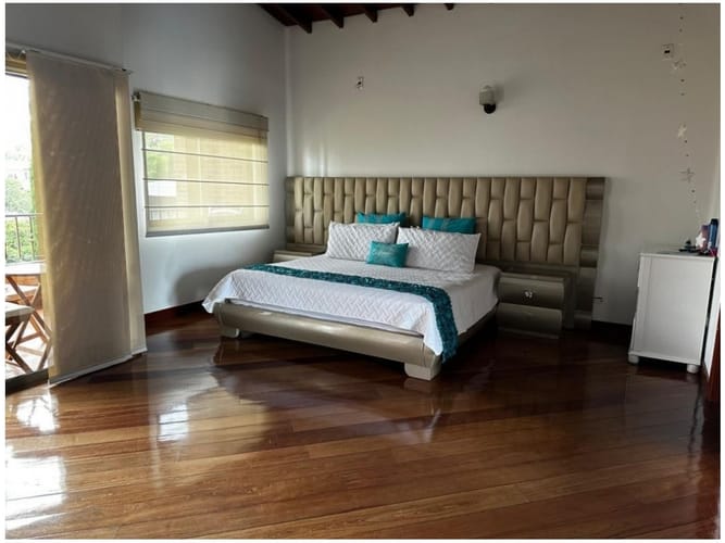 Casa de 4 alcobas en venta en Escobero, Envigado, 1752 m² · foto 8 de 15