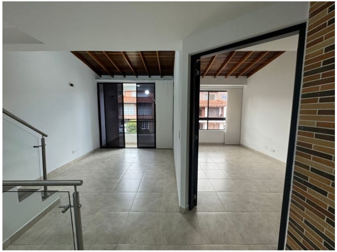 Casa de 3 alcobas en venta en Las Brisas, La Estrella, 170 m² · foto 23 de 24