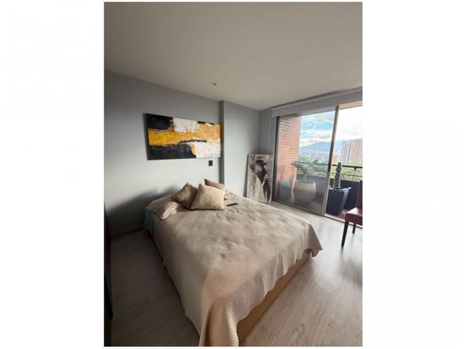 Apartamento de 2 alcobas en venta en El Poblado, Medellín, 112 m² · foto 7 de 9