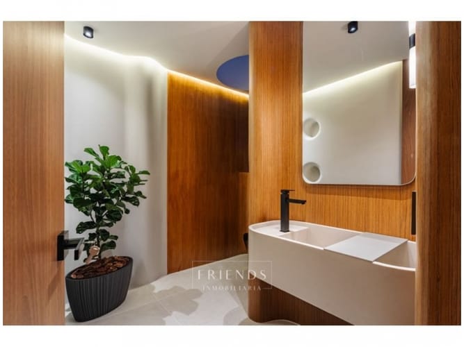 Casa de 4 alcobas en venta en El Poblado, Medellín, 350 m² · foto 4 de 18