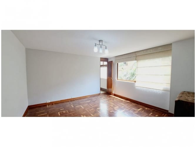Apartamento en venta en El Poblado, Medellín · foto 4 de 12