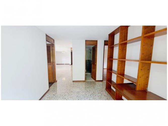 Apartamento en venta en El Poblado, Medellín · foto 10 de 12