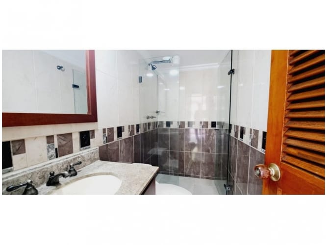 Apartamento en venta en El Poblado, Medellín · foto 11 de 12