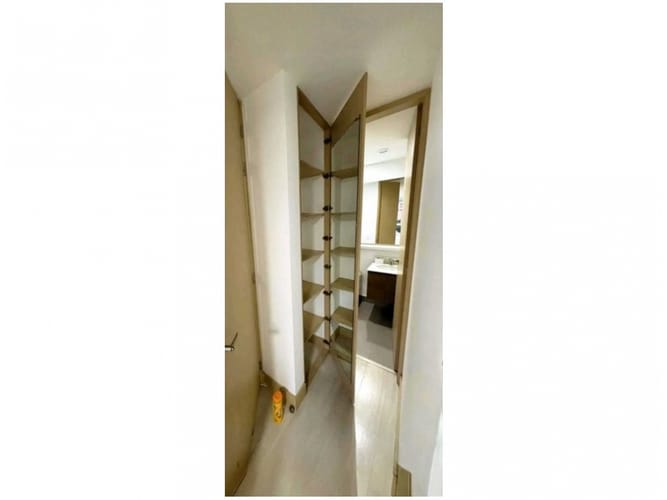 Apartamento de 3 alcobas en venta en El Poblado, Medellín, 68 m² · foto 5 de 13