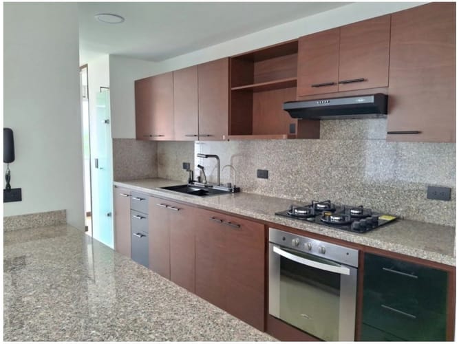 Apartamento en venta en Cumbres, Envigado · foto 5 de 24