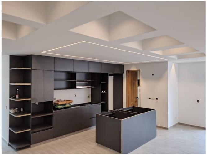 Apartamento en venta en La Castellana, Medellín · foto 2 de 9