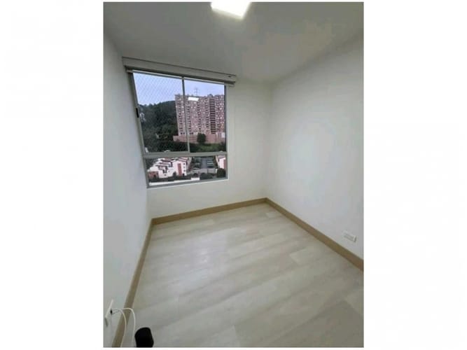 Apartamento de 3 alcobas en venta en El Poblado, Medellín, 68 m² · foto 12 de 13