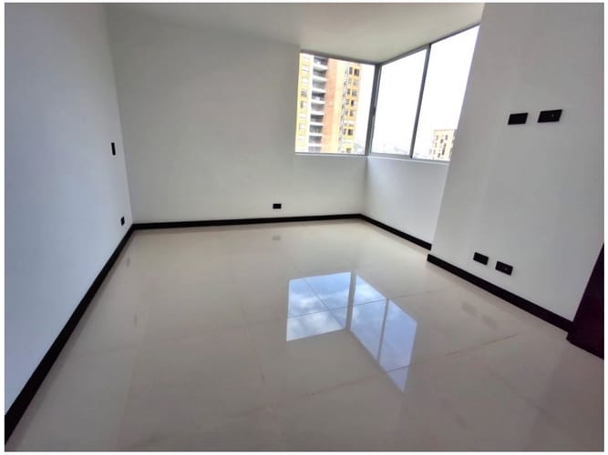 Apartamento en venta en Cumbres, Envigado · foto 12 de 24