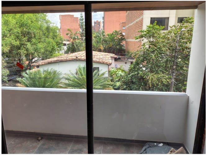 Apartamento en venta en La Castellana, Medellín · foto 6 de 9