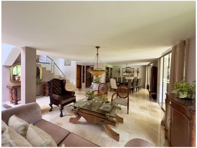 Casa de 4 alcobas en venta en La Sebastiana, Envigado, 350 m² · foto 6 de 8