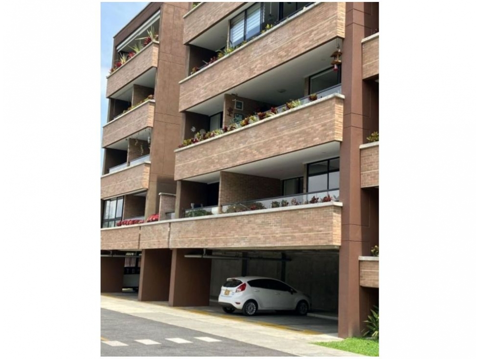 Apartamento en venta en Escobero, Envigado · foto 2 de 14