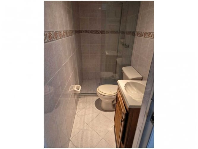 Casa de 4 alcobas en venta en Belén, Medellín, 101 m² · foto 2 de 16