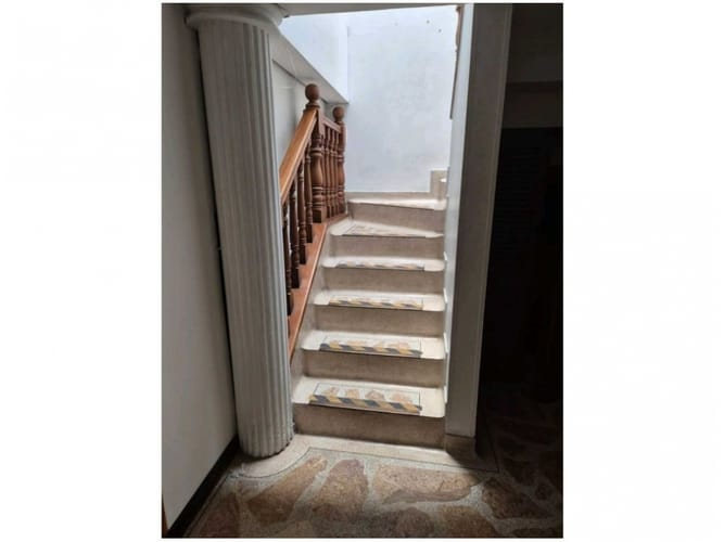 Casa de 4 alcobas en venta en Belén, Medellín, 101 m² · foto 3 de 16