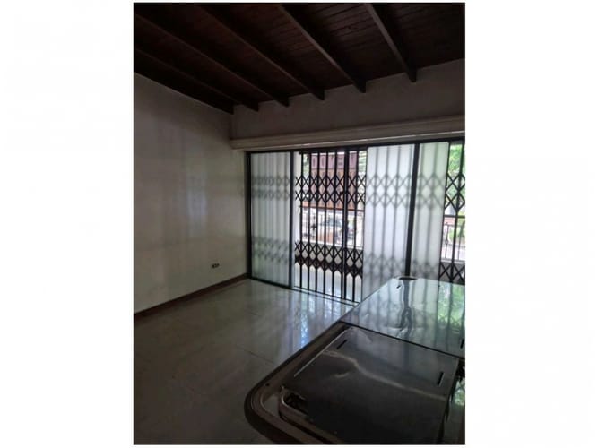Casa de 4 alcobas en venta en Belén, Medellín, 101 m² · foto 4 de 16