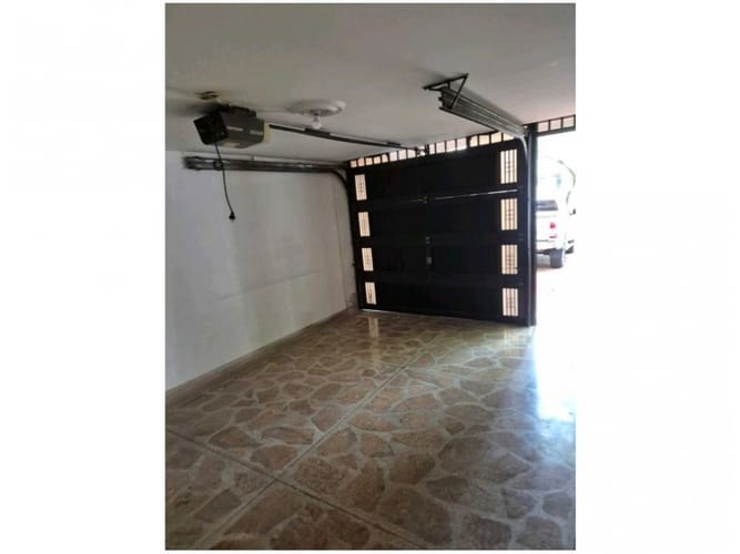 Casa de 4 alcobas en venta en Belén, Medellín, 101 m² · foto 5 de 16