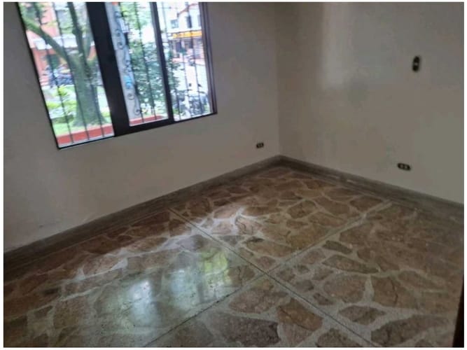 Casa de 4 alcobas en venta en Belén, Medellín, 101 m² · foto 9 de 16