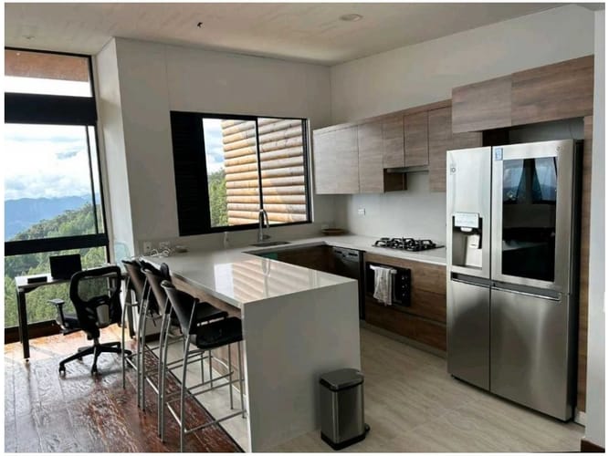 Apartamento de 2 alcobas en venta en Medellín, 129 m² · foto 6 de 12