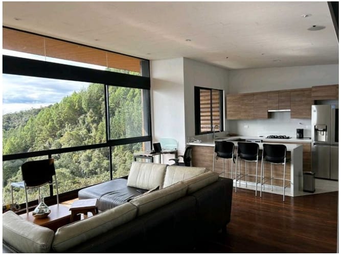 Apartamento de 2 alcobas en venta en Medellín, 129 m² · foto 10 de 12