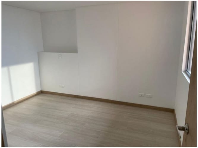 Apartamento de 3 alcobas en venta en El Chingui, Envigado, 84 m² · foto 6 de 16