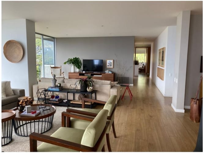 Apartamento de 3 alcobas en venta en El Poblado, Medellín, 267 m² · foto 3 de 22