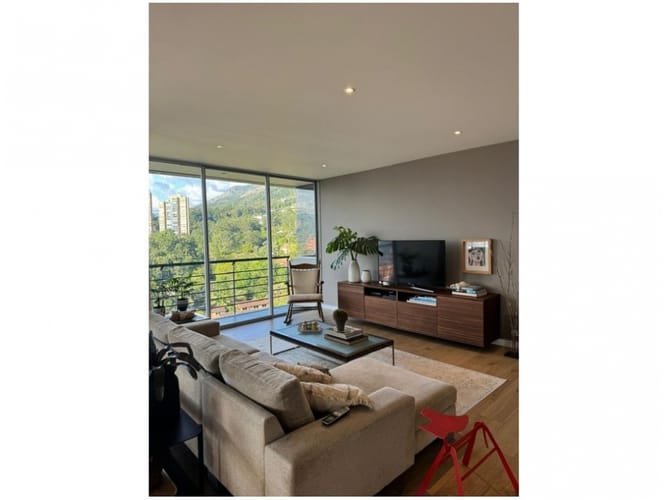 Apartamento de 3 alcobas en venta en El Poblado, Medellín, 267 m² · foto 11 de 22