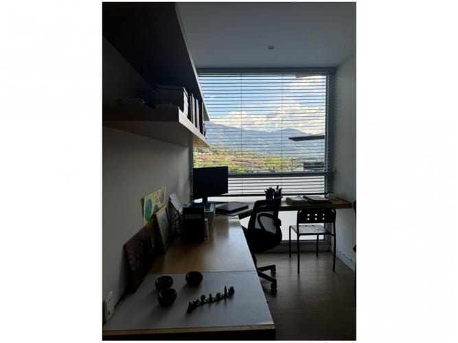 Apartamento de 3 alcobas en venta en El Poblado, Medellín, 267 m² · foto 15 de 22