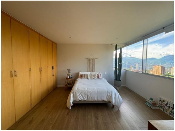 Apartamento de 3 alcobas en venta en El Poblado, Medellín, 267 m² · foto 16 de 22