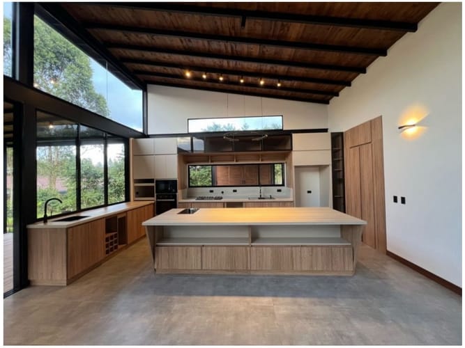 Casa de 3 alcobas en venta en Pantanillo, El Retiro, 400 m² · foto 2 de 24