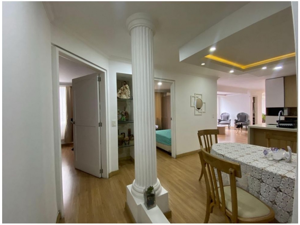 Apartamento en venta en Laureles, Medellín · foto 9 de 18
