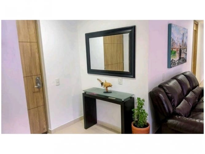 Apartamento de 3 alcobas en venta en Belén, Medellín, 86 m² · foto 2 de 19