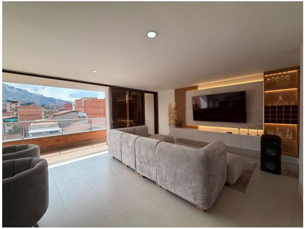 Apartamento en venta en Camino Verde, Envigado · foto 5 de 24