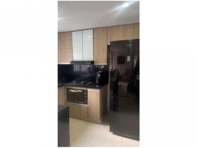 Apartamento de 3 alcobas en venta en Belén, Medellín, 86 m² · foto 4 de 19