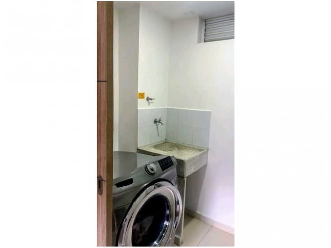 Apartamento de 3 alcobas en venta en Belén, Medellín, 86 m² · foto 5 de 19