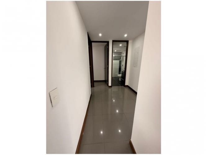 Apartamento de 4 alcobas en venta en Laureles, Medellín, 200 m² · foto 15 de 24