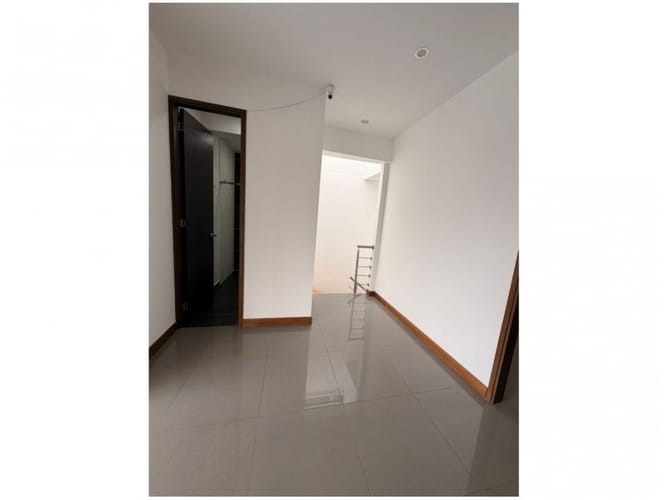 Apartamento de 4 alcobas en venta en Laureles, Medellín, 200 m² · foto 18 de 24