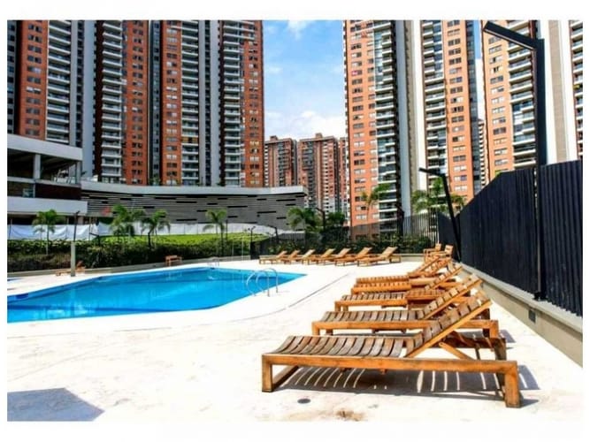 Apartamento de 3 alcobas en venta en Belén, Medellín, 86 m² · foto 10 de 19