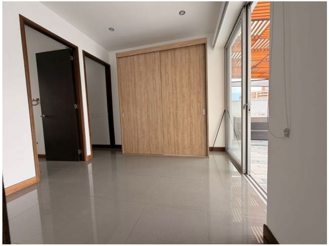 Apartamento de 4 alcobas en venta en Laureles, Medellín, 200 m² · foto 23 de 24