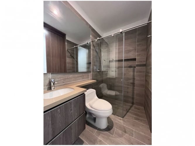 Apartamento de 1 alcoba en venta en San Lucas, Medellín, 52 m² · foto 5 de 23
